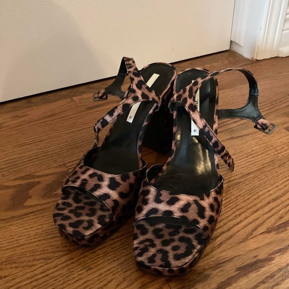 Zara Leopard Print High Heeled Platform Sandals - Picture 4 of 6